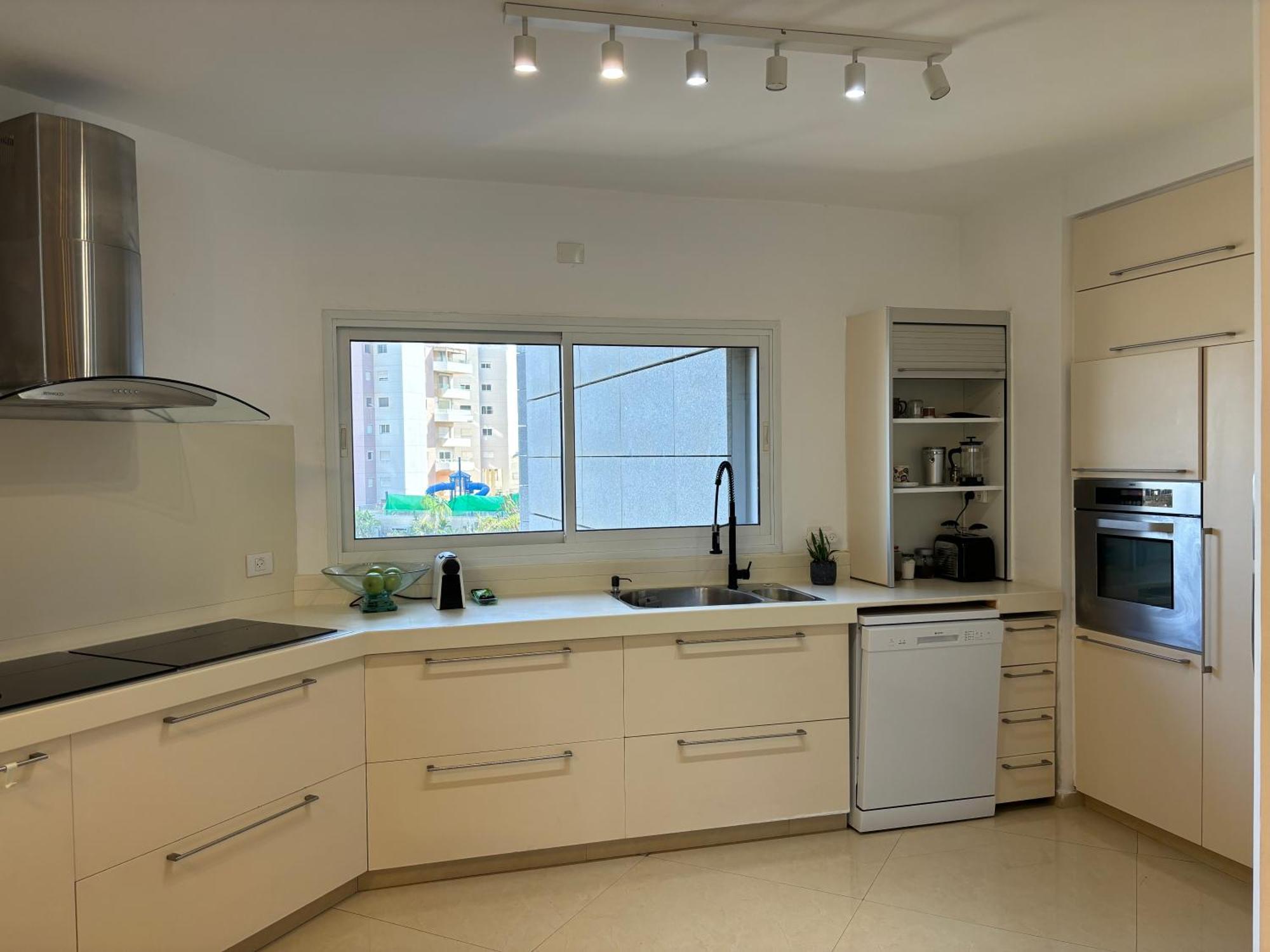 Luxurious Seaside * Tel Aviv