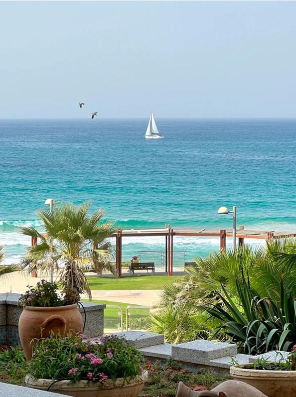 Luxurious Seaside Апартаменты Тель-Авив